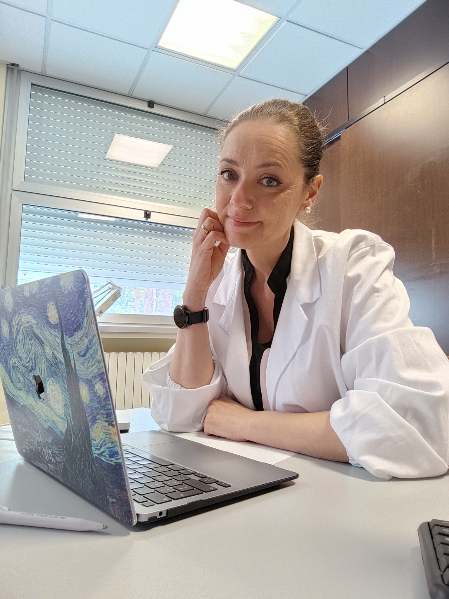 La Dott.ssa Simona Rossetti durante l’attività professionale